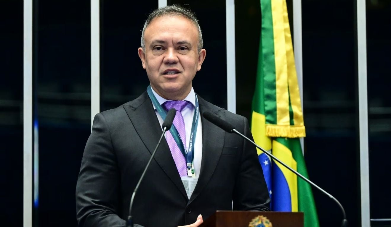 Relat&oacute;rio usado por Moraes n&atilde;o poderia circular fora da PF, diz chefe de entidade dos delegados