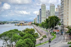 Avenida Beira-Mar ter&aacute; mudan&ccedil;as no tr&acirc;nsito durante obras de requalifica&ccedil;&atilde;o