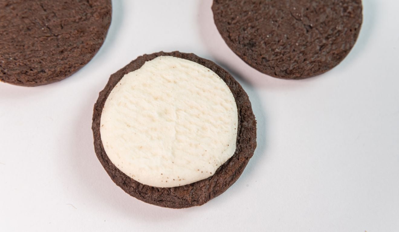 Biscoito recheado tem petr&oacute;leo nos ingredientes? Veja o que diz a Anvisa