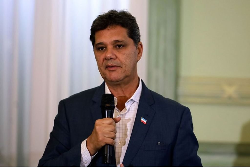 Ricardo Ferra&ccedil;o anuncia proibi&ccedil;&atilde;o de publicidade de bets no Esp&iacute;rito Santo