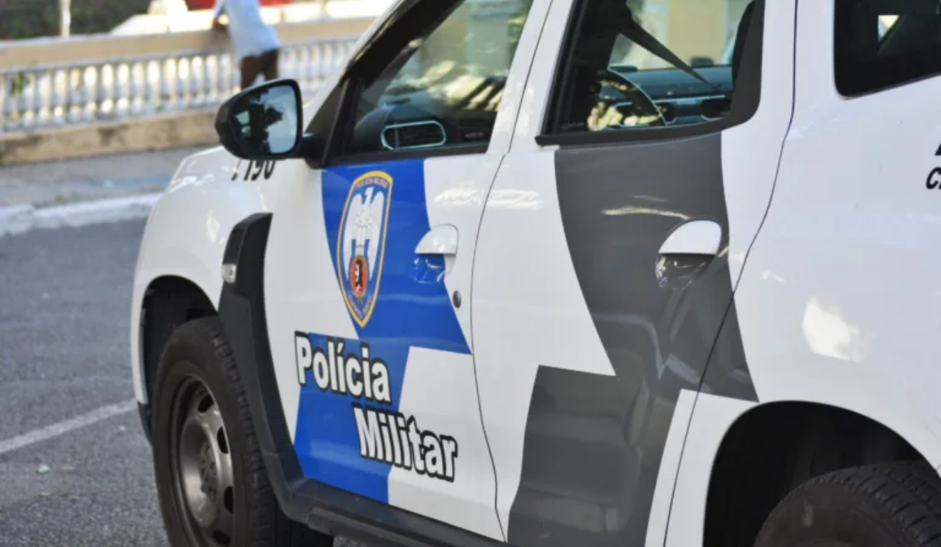 Homem &eacute; preso ap&oacute;s quebrar vassoura na companheira em Vila Velha