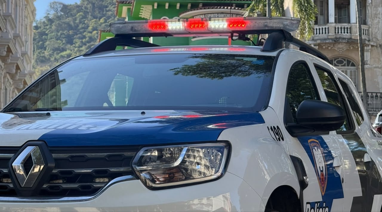 Ap&oacute;s ser baleado, homem entrega pistola &agrave; esposa e acaba preso em Colatina