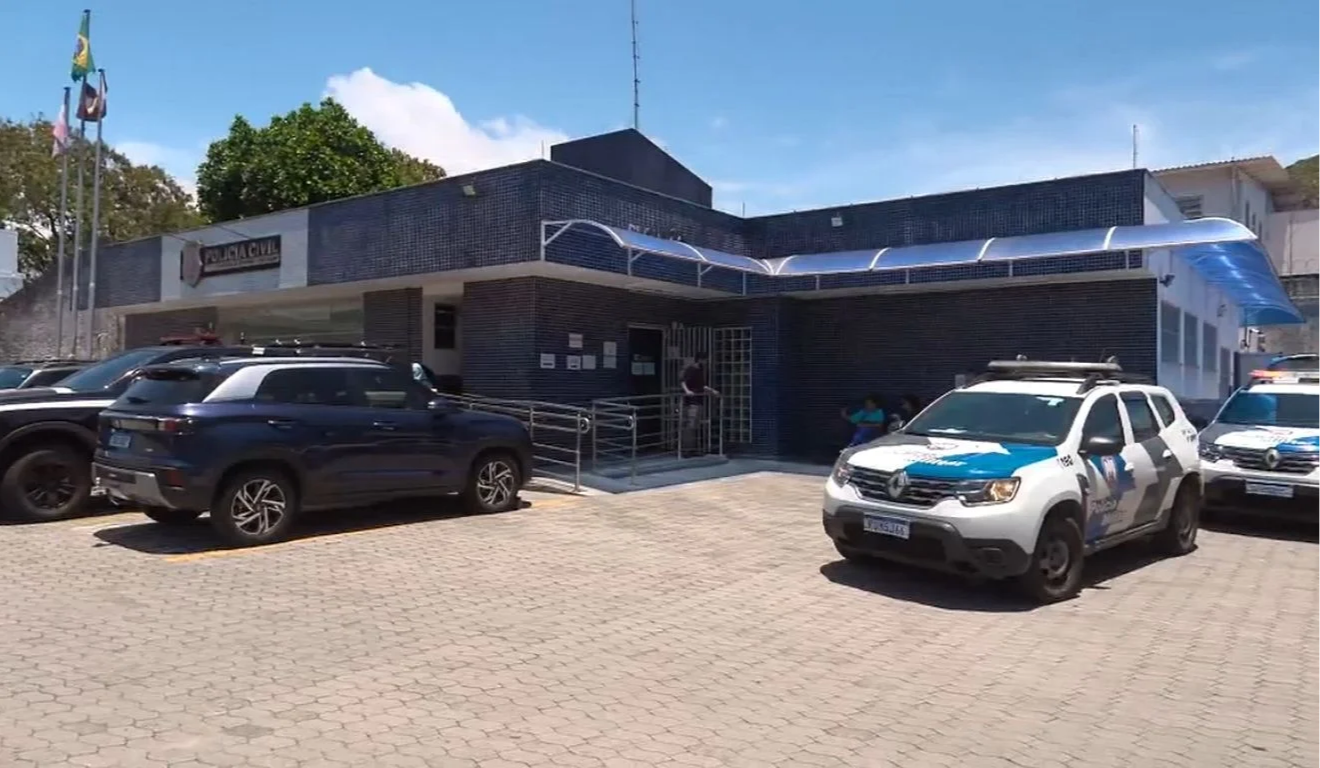 Pai &eacute; preso ap&oacute;s escola denunciar agress&atilde;o contra filha de 11 anos em Vila Velha