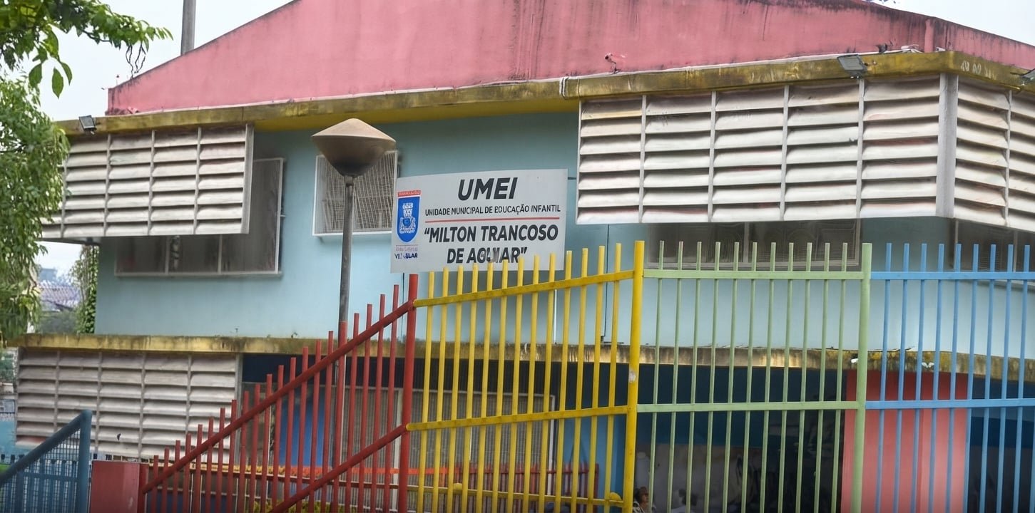 Adolescente ferido pula muro de creche para pedir ajuda em Vila Velha