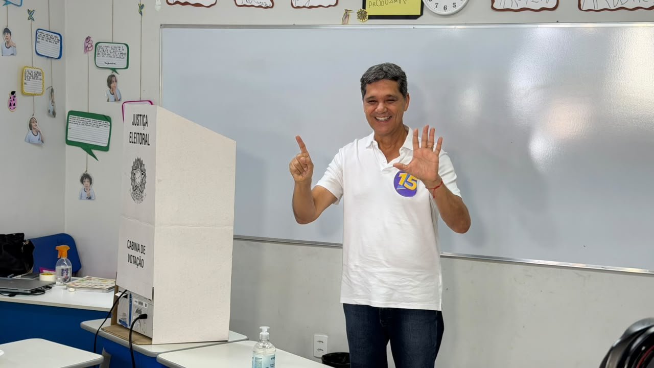 O que disseram os candidatos ao governo do ES ao votar no 1&ordm; turno