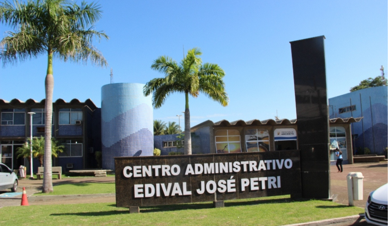 Inscri&ccedil;&otilde;es para concurso da Educa&ccedil;&atilde;o em Anchieta com sal&aacute;rio de at&eacute; R$ 8,6 mil terminam hoje