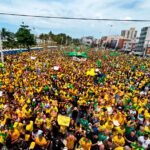 Mar de gente em Camburi! Bloc&atilde;o 22 impressiona pela multid&atilde;o e repercute em todo o Esp&iacute;rito Santo