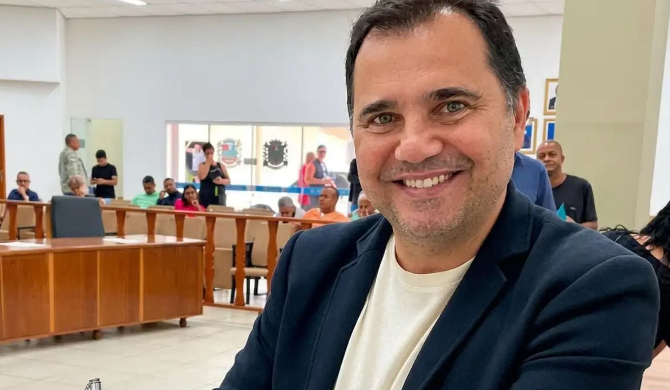 Secret&aacute;rio de Queimados, no Rio, morre baleado em abordagem da Pol&iacute;cia Militar
