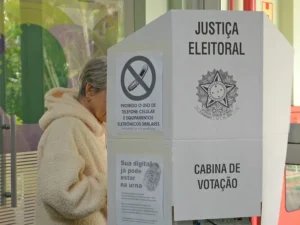 TSE amplia hor&aacute;rio de vota&ccedil;&atilde;o em todo o Brasil at&eacute; &agrave;s 19 horas