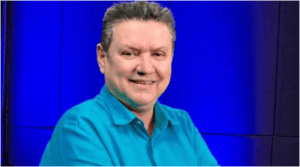 Eucl&eacute;rio Sampaio assina progress&atilde;o para 929 servidores e cumpre compromisso com o funcionalismo de Cariacica