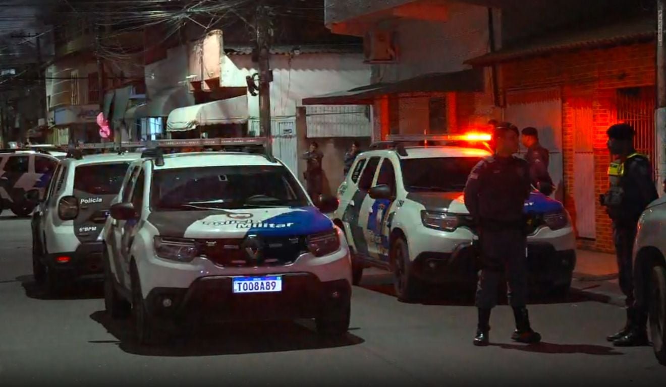 Adolescente &eacute; morto a tiros e jovem &eacute; baleada nas costas na Serra