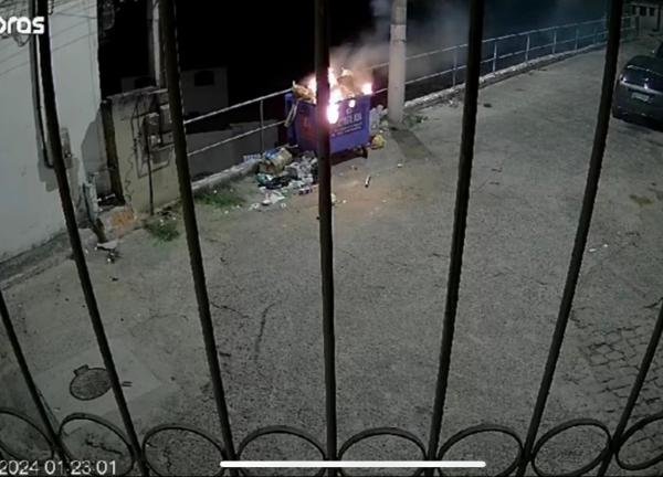 Vandalismo no bairro Ilha das Flores em Vila Velha