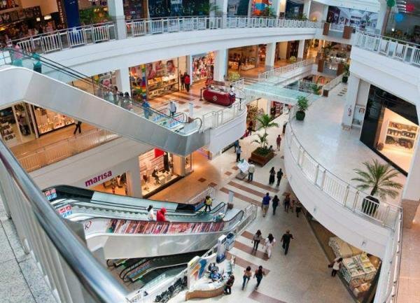 Fechamento de shoppings afeta quase 2 mil estabelecimentos e cerca de 30 mil empregos na GV