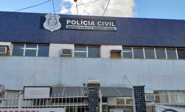 Jovem morre em tiroteio e corpo é encontrado próximo de valão em Cariacica