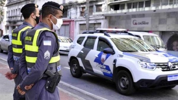 Polícia Militar apreende mais de 1kg de droga no bairro Nova Conquista, em Aracruz. 